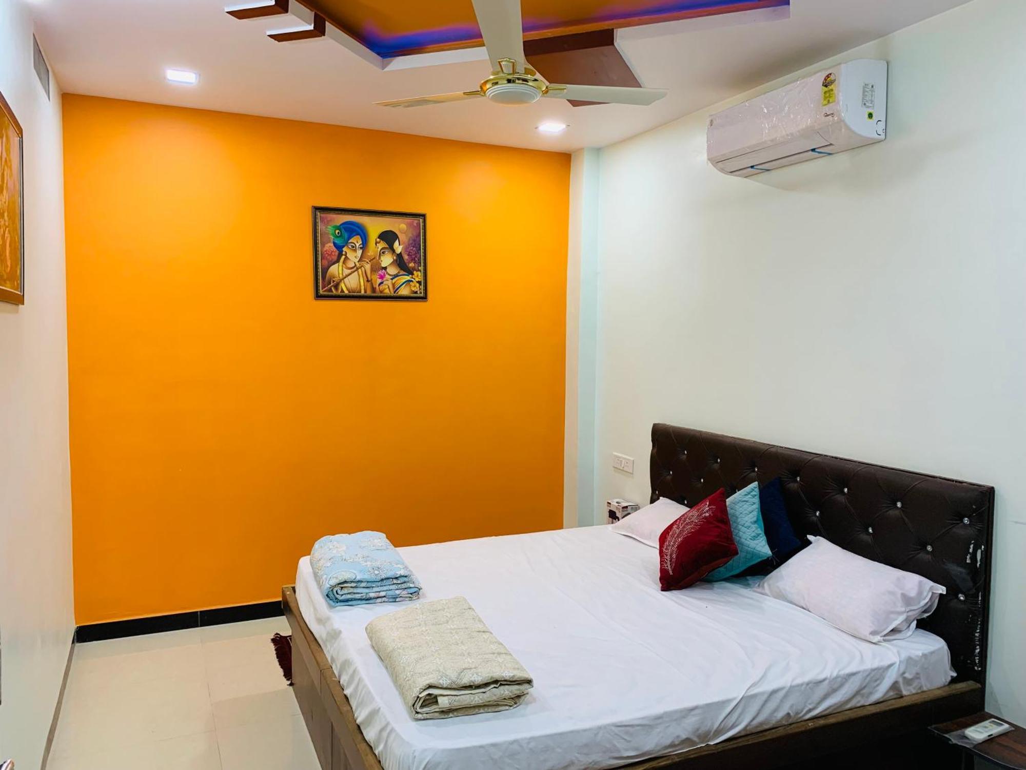 Manjushree Guest House Ujjain Buitenkant foto